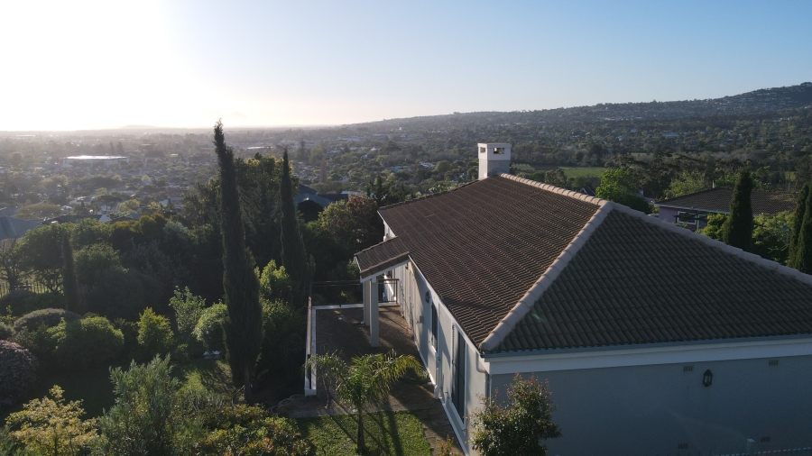 5 Bedroom Property for Sale in Rome Glen Western Cape